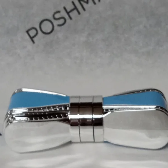 Handcrafted Mint Flavor Lip Balm Cute Bow Case Blue Sliver - Picture 6 of 7